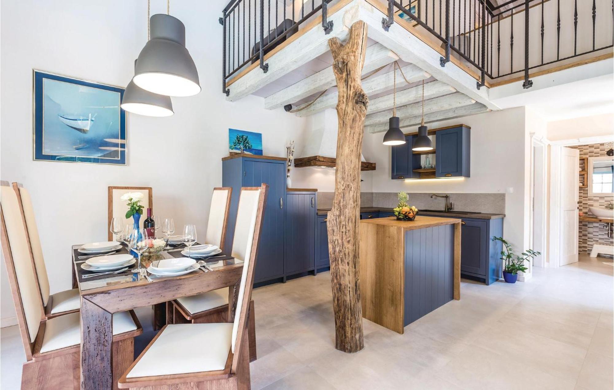 Stunning Home In Jurdani With Wifi Mucici 外观 照片
